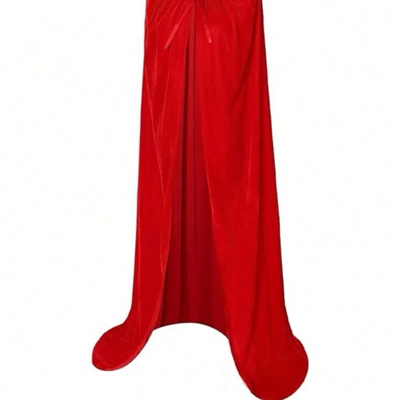NWT Unisex Devil Red Halloween Cape With Hood For Adults, Single Layer - Picture 6 of 10